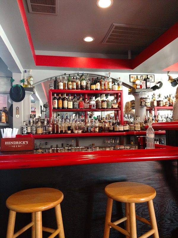 Babe's Lounge